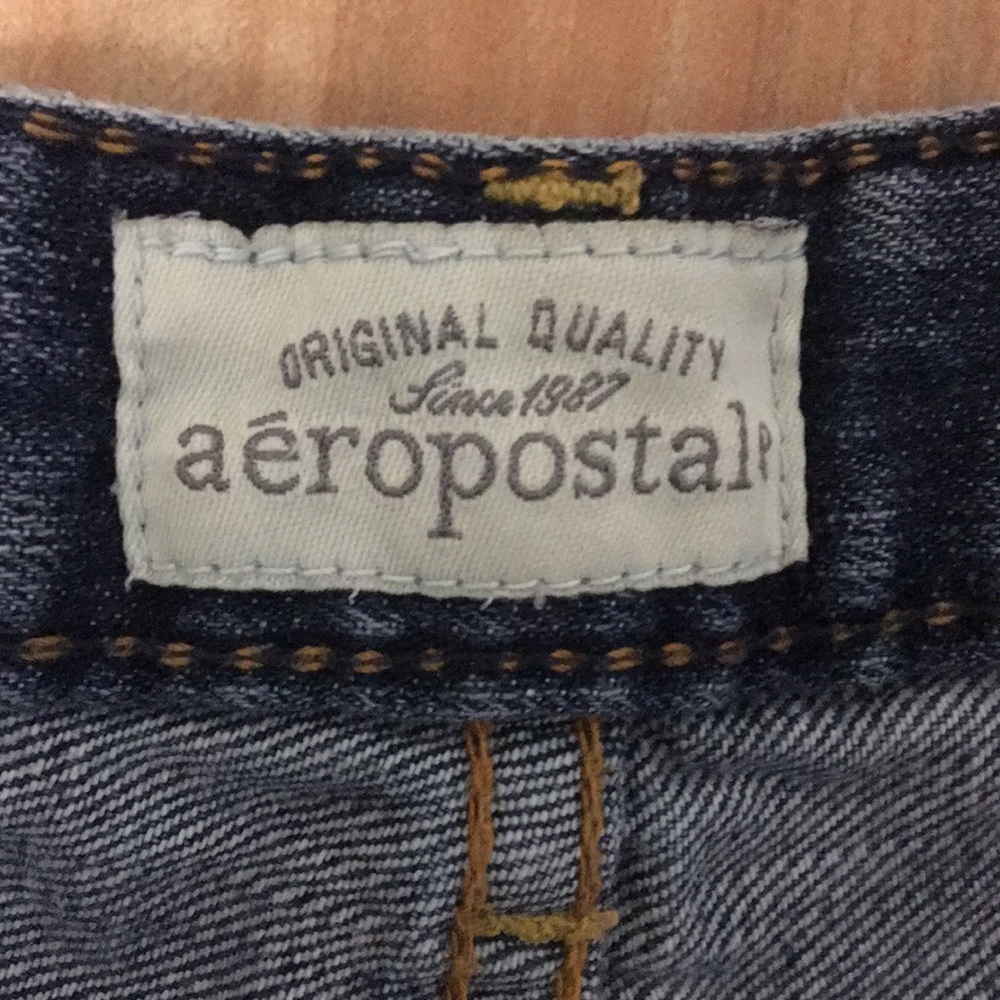 Shorts - Picture 3 of 4